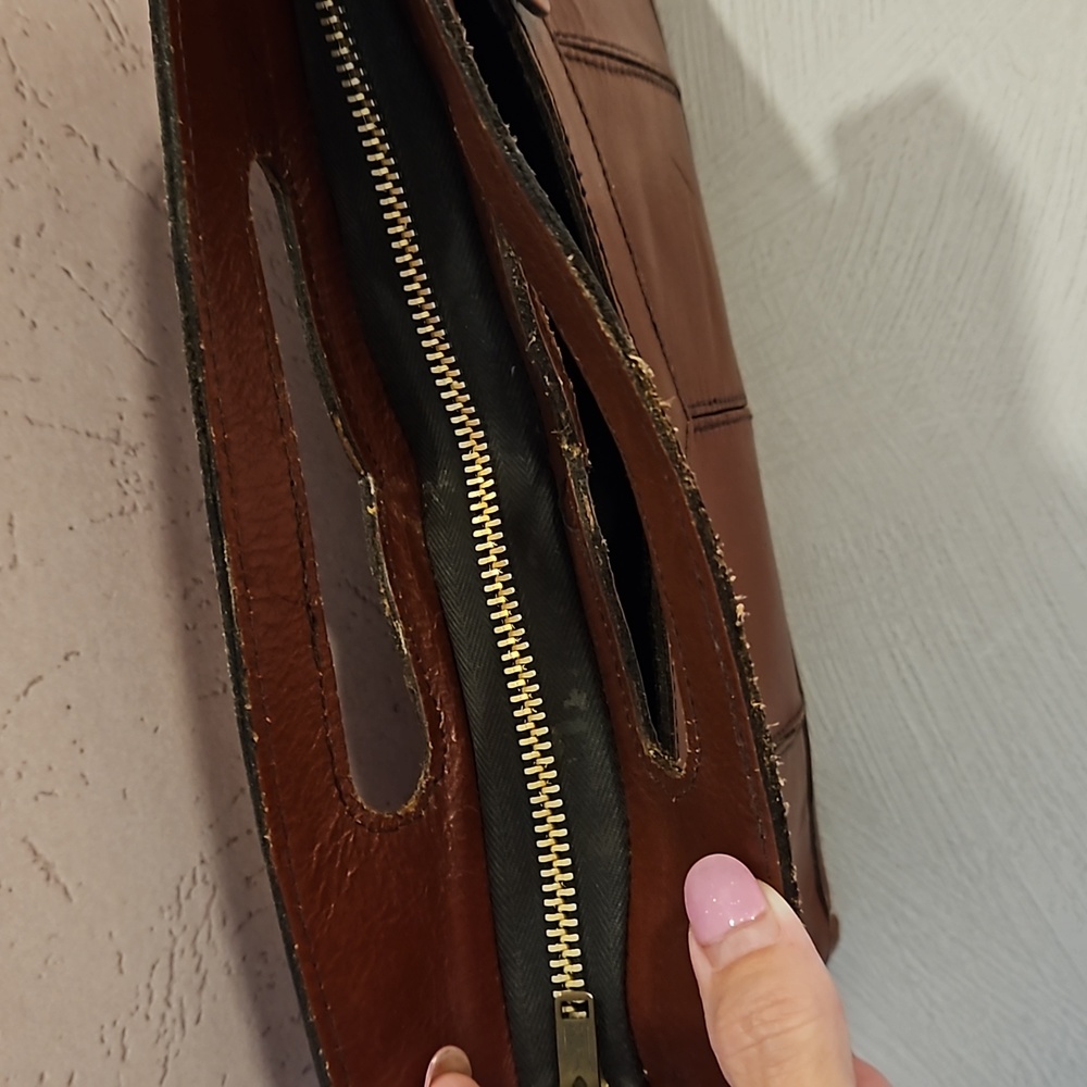 Vintage 70s brown 100% leather zipper clutch EUC - Picture 7 of 13